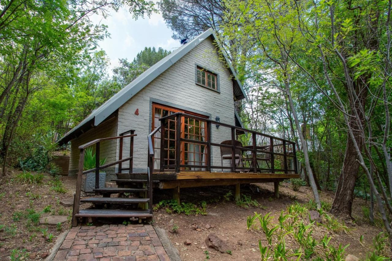 Whispering Pines Country Estate Villa Магалисбург Екстериор снимка