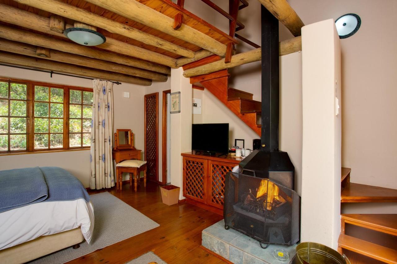 Whispering Pines Country Estate Villa Магалисбург Екстериор снимка